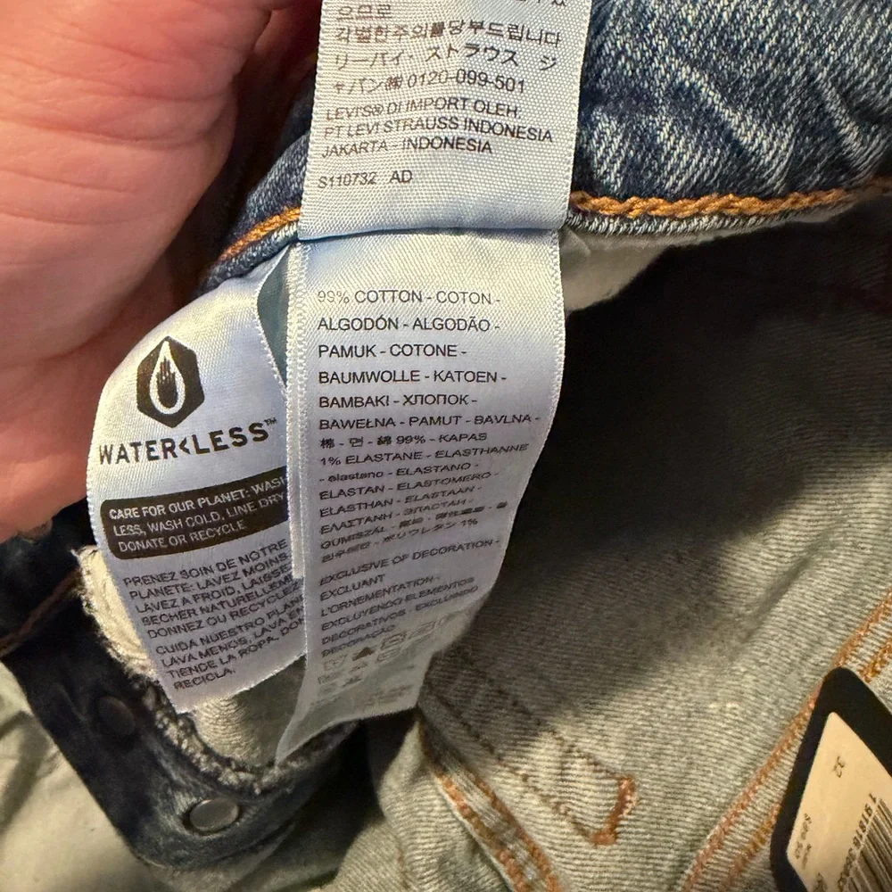 Levi's Blue Straight Leg Women's Jeans - Picture 7 of 9